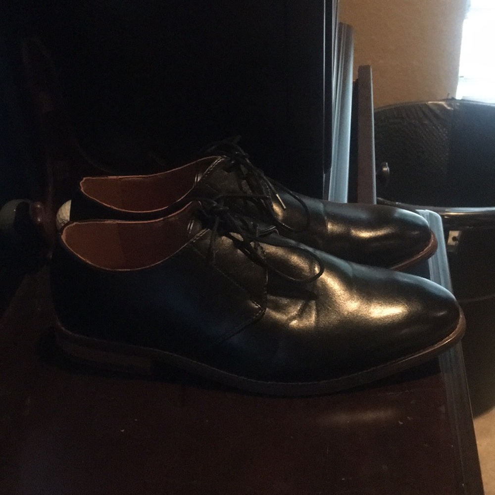 Deer Stags Dreas shoes, never used.